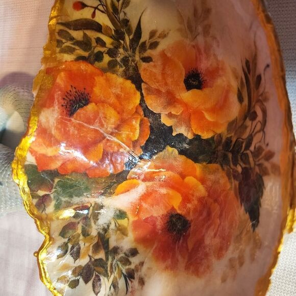 DECOUPAGE OYSTER SHELL   - Picture 4 of 6